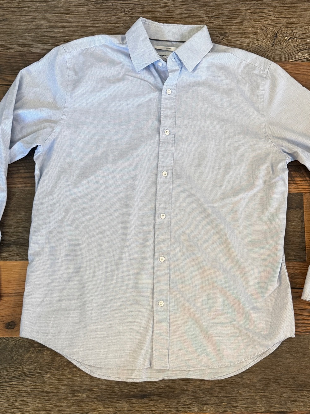 Old Navy Men's Blue Button-Down Shirt